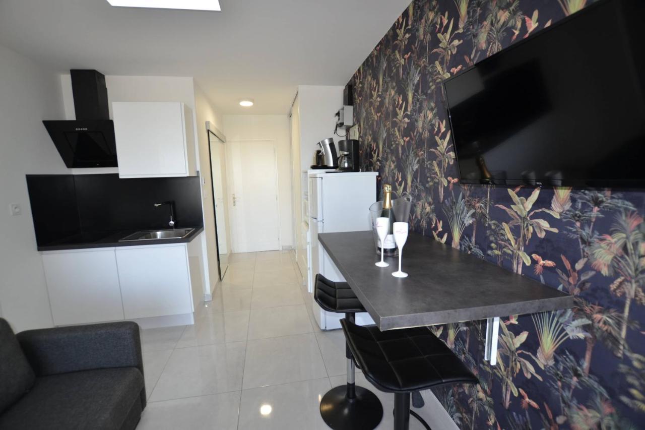 Studio Naturiste "Tropiques" Heliopolis Fg Agde Buitenkant foto